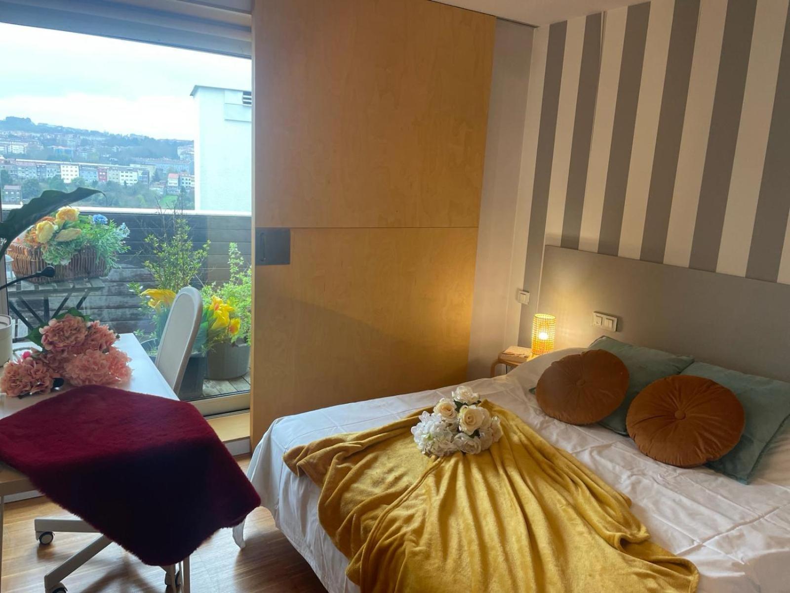 Gloria'S Design House Apartment ซานติอาโก เด กอมโปสเตลา ภายนอก รูปภาพ